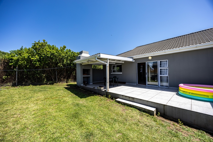 3 Bedroom Property for Sale in Kidds Beach Eastern Cape